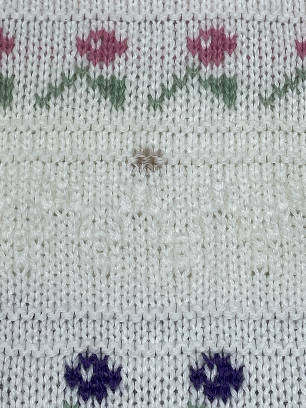 Vintage cottagecore Avon Cream Knit Cardigan with Pink and Purple Floral Stripes - Picture 11 of 11